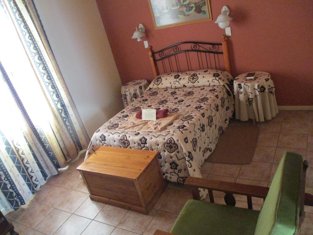 Van Rhyn Guest House Vanrhynsdorp Екстериор снимка