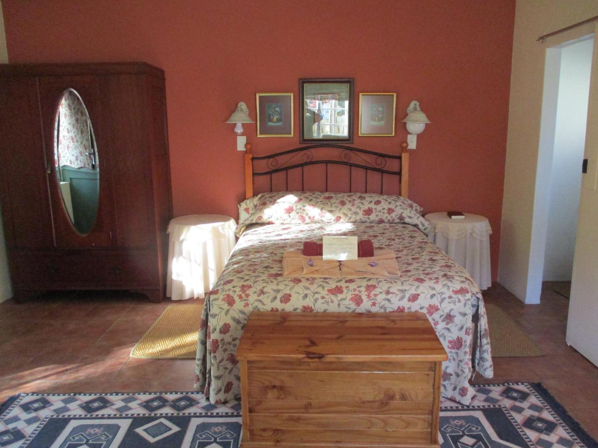 Van Rhyn Guest House Vanrhynsdorp Екстериор снимка
