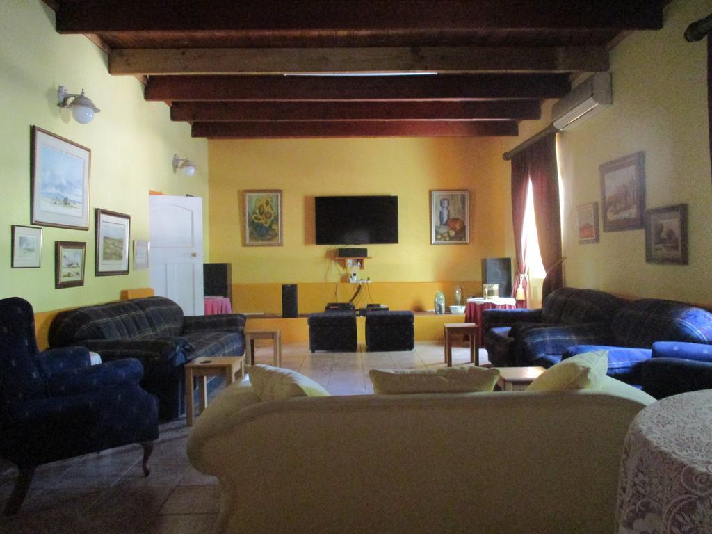 Van Rhyn Guest House Vanrhynsdorp Екстериор снимка